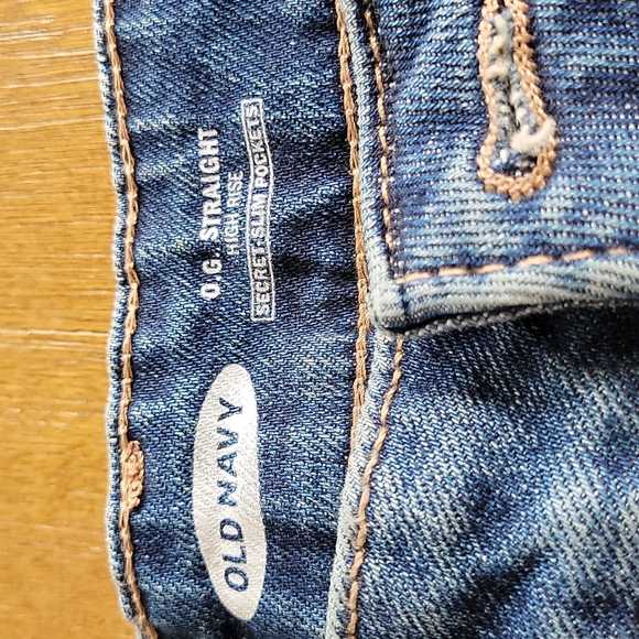 OLD NAVY DENIM DISTRESSED JEANS - Picture 6 of 8
